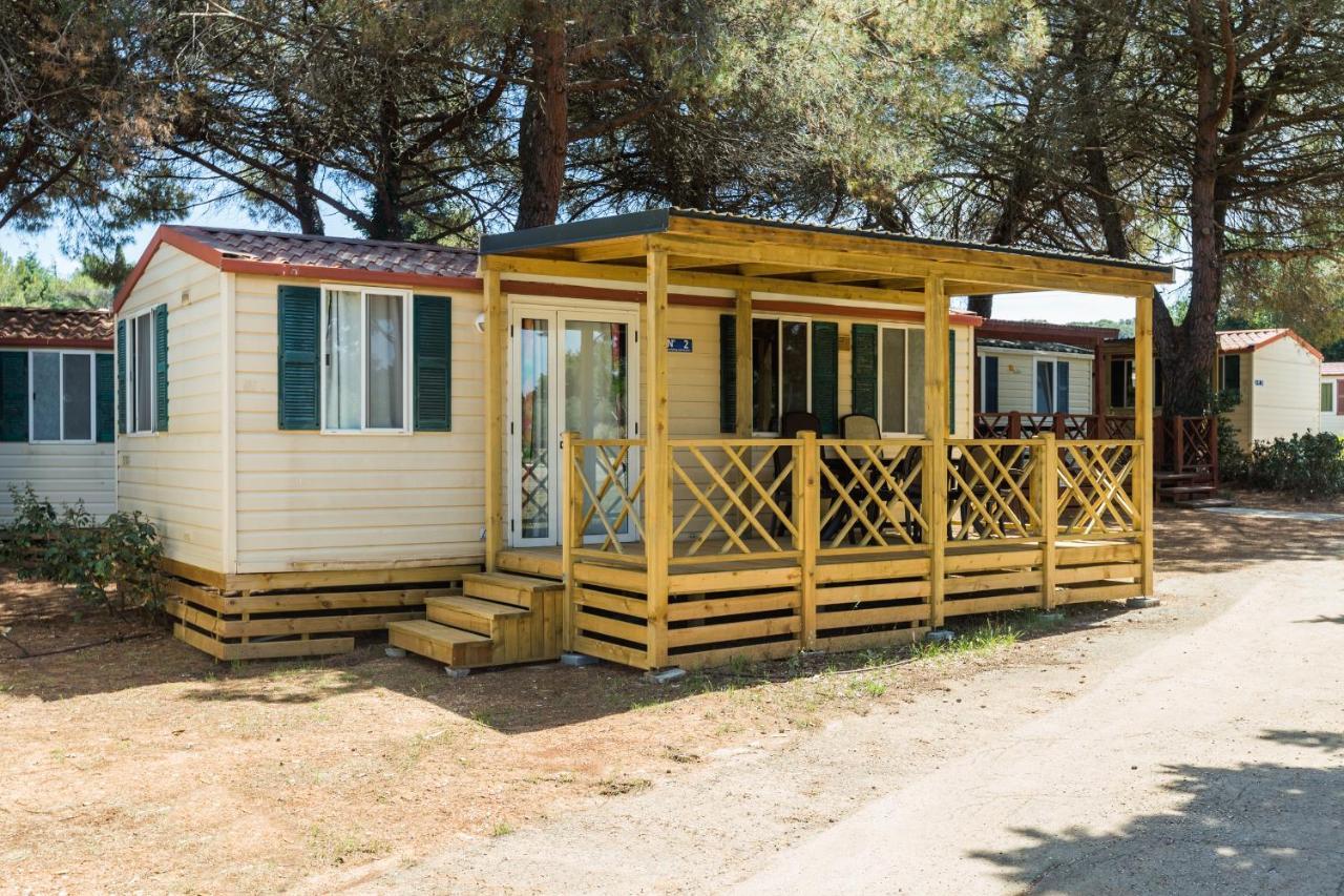 Camping Adria Mobile Homes In Brioni Sunny Camping プーラ エクステリア 写真