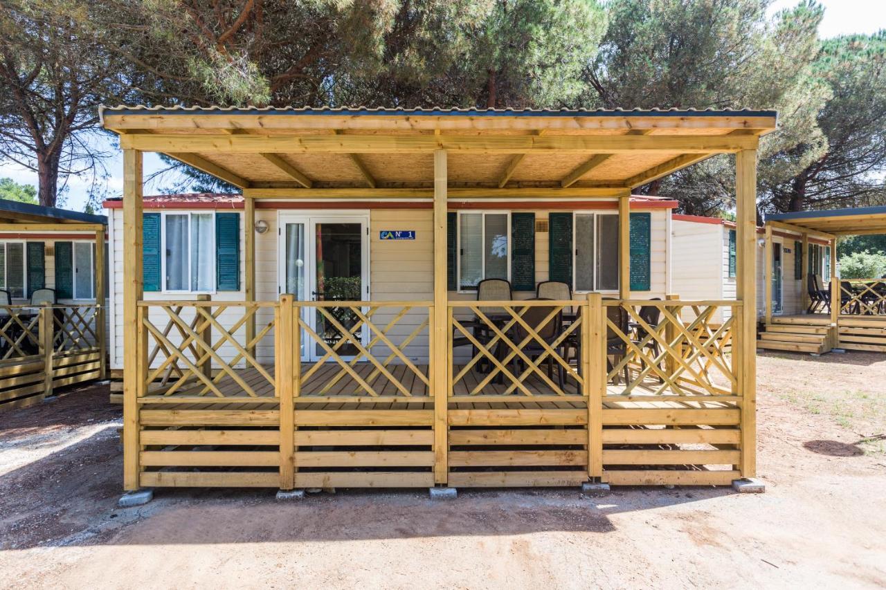 Camping Adria Mobile Homes In Brioni Sunny Camping プーラ エクステリア 写真