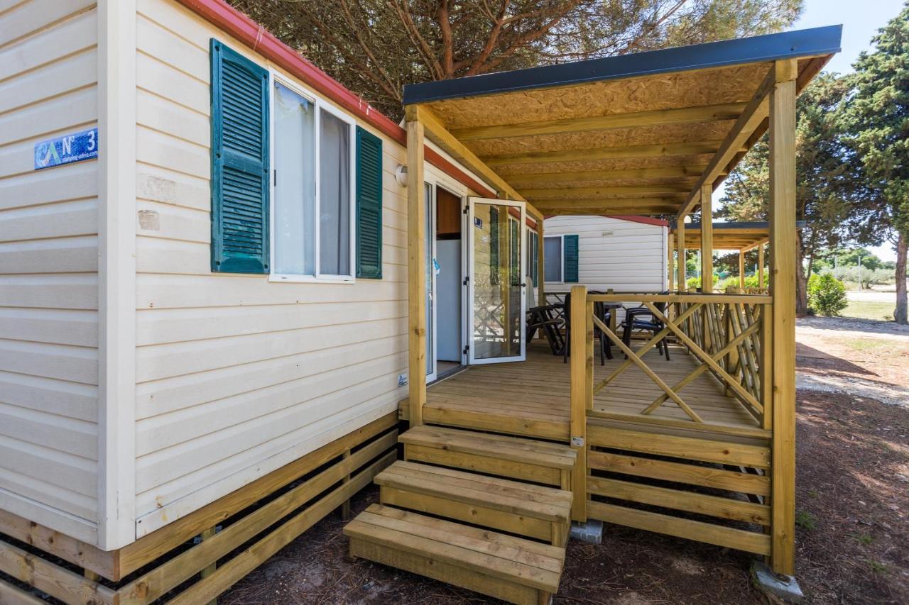 Camping Adria Mobile Homes In Brioni Sunny Camping プーラ エクステリア 写真